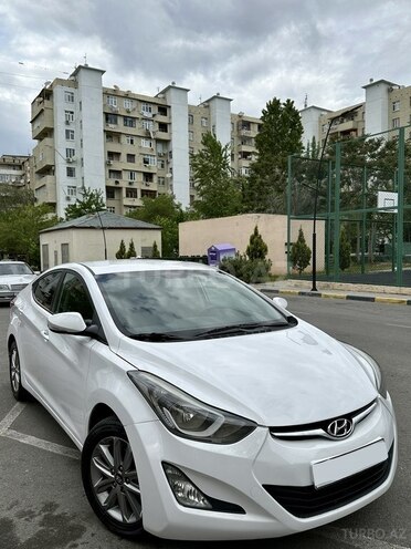 Hyundai Elantra 2015, 125,600 km - 1.6 л - Bakı