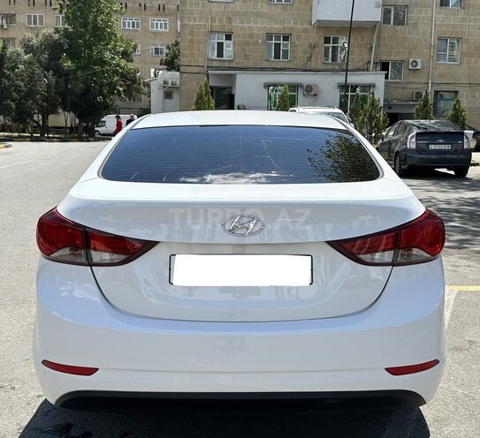 Hyundai Elantra 2015, 125,600 km - 1.6 л - Bakı