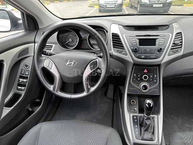 Hyundai Elantra 2015, 125,600 km - 1.6 л - Bakı