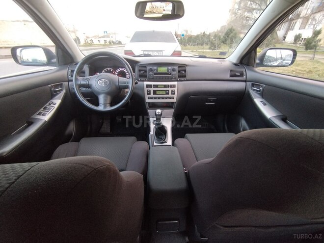 Toyota Corolla 2005, 250,000 km - 1.4 l - Bakı