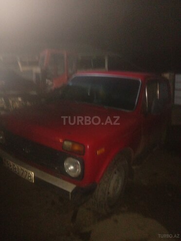 LADA (VAZ) Niva 1984, 230,000 km - 1.6 l - Qusar