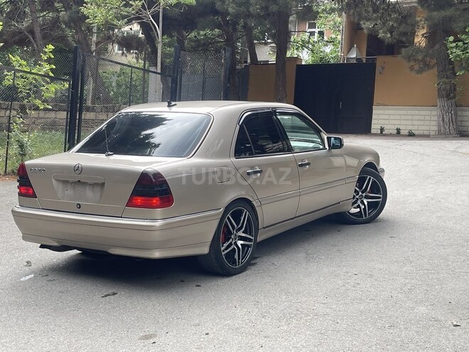 Mercedes C 230 2000, 214,444 km - 2.3 l - Bakı