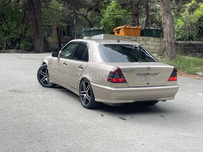 Mercedes C 230 2000, 214,444 km - 2.3 l - Bakı