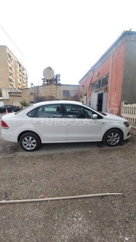Volkswagen Polo 2013, 176,000 km - 1.6 l - Bakı