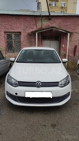 Volkswagen Polo 2013, 176,000 km - 1.6 l - Bakı