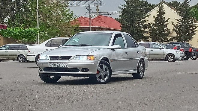 Opel Vectra 1997, 830,000 km - 1.8 l - Bakı