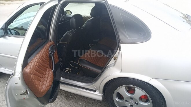 Opel Vectra 1997, 830,000 km - 1.8 l - Bakı