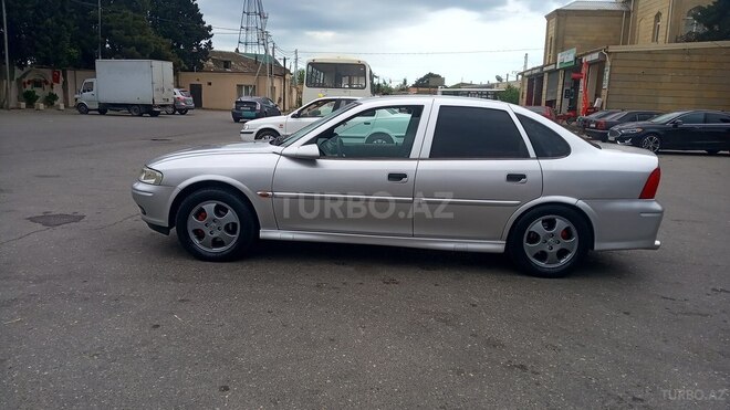 Opel Vectra 1997, 830,000 km - 1.8 l - Bakı