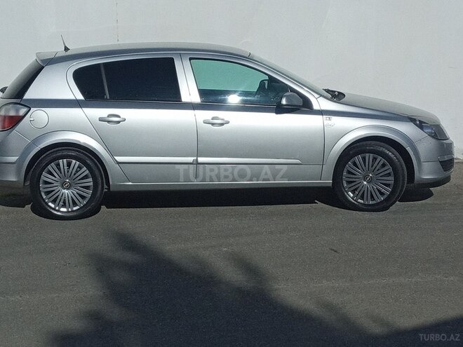 Opel Astra 2004, 230,100 km - 1.4 l - Bakı