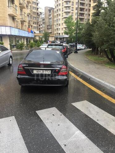 Mercedes E 220 2007, 300,000 km - 2.2 l - Bakı