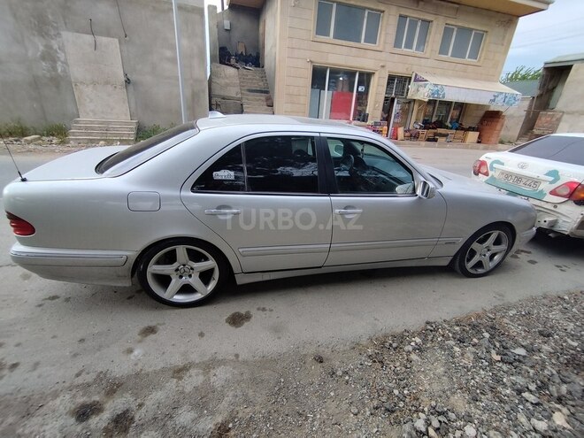 Mercedes E 240 2000, 317,000 km - 2.4 l - Bakı