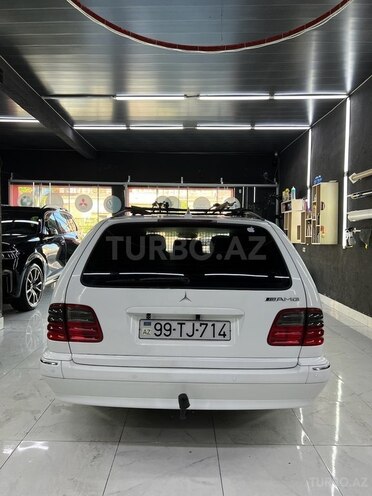 Mercedes E 240 2001, 270,000 km - 2.6 л - Bakı