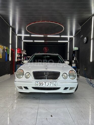 Mercedes E 240 2001, 270,000 km - 2.6 л - Bakı