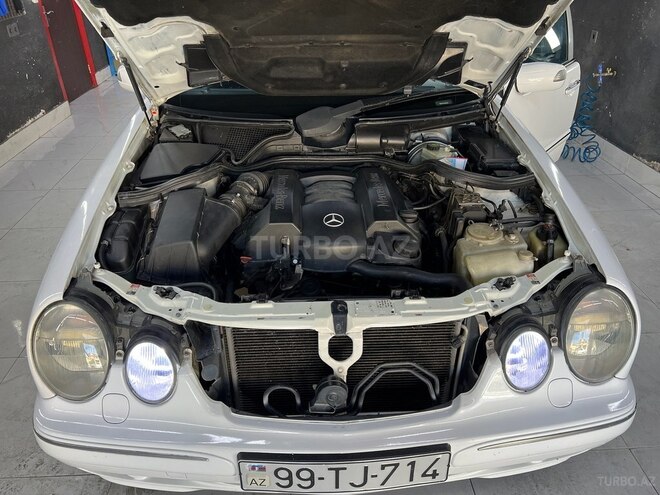Mercedes E 240 2001, 270,000 km - 2.6 л - Bakı