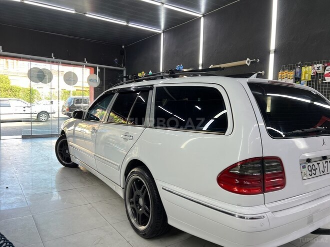 Mercedes E 240 2001, 270,000 km - 2.6 л - Bakı