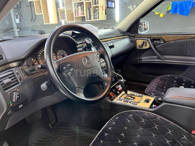 Mercedes E 240 2001, 270,000 km - 2.6 л - Bakı
