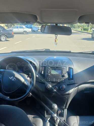 Hyundai i30 2011, 98,000 km - 1.4 l - Qazax