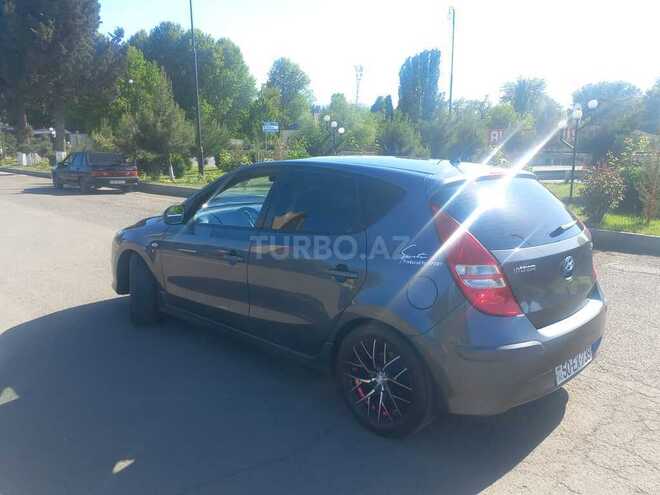 Hyundai i30 2011, 98,000 km - 1.4 l - Qazax