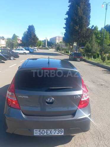 Hyundai i30 2011, 98,000 km - 1.4 l - Qazax