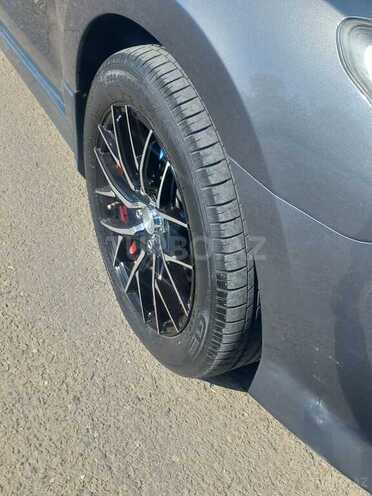 Hyundai i30 2011, 98,000 km - 1.4 l - Qazax