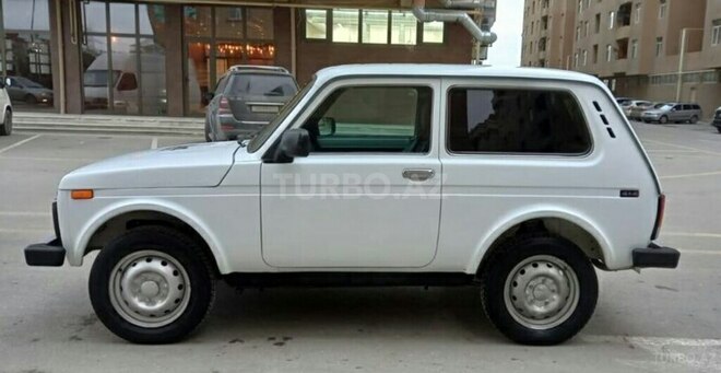LADA (VAZ) Niva 2001, 306,000 km - 1.7 l - Bakı
