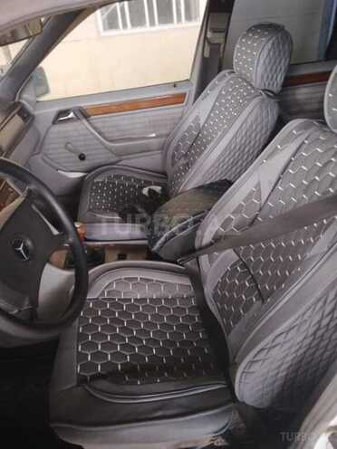 Mercedes E 220 1994, 351,234 km - 2.2 л - Salyan