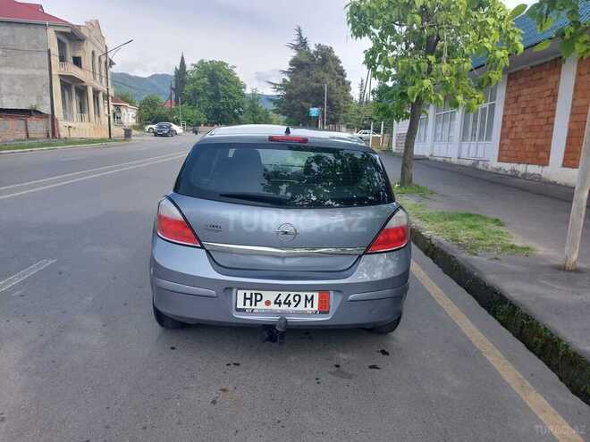 Opel Astra 2007, 73,000 km - 1.4 l - Qax