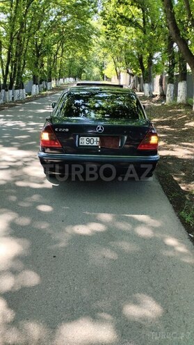 Mercedes C 220 1996, 150,000 km - 2.2 л - Masallı