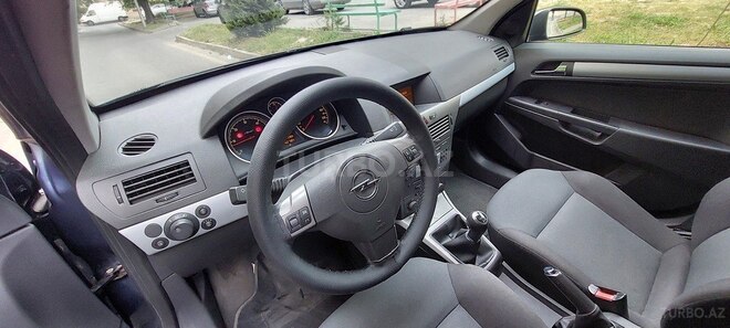 Opel Astra 2006, 240,000 km - 1.3 l - Bakı
