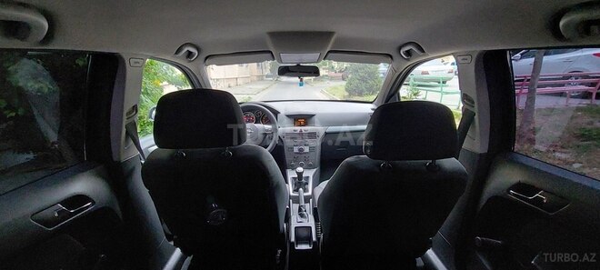 Opel Astra 2006, 240,000 km - 1.3 l - Bakı