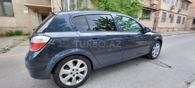Opel Astra 2006, 240,000 km - 1.3 l - Bakı