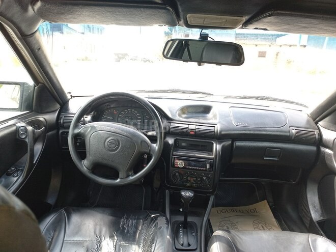 Opel Antara 1997, 282,000 km - 1.6 l - Bakı