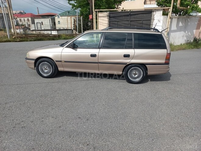 Opel Antara 1997, 282,000 km - 1.6 l - Bakı