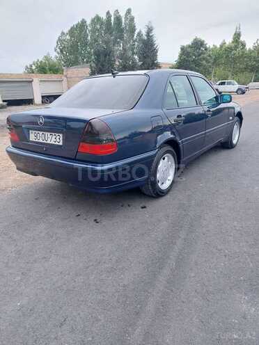 Mercedes C 220 2000, 384,000 km - 2.2 l - Bakı