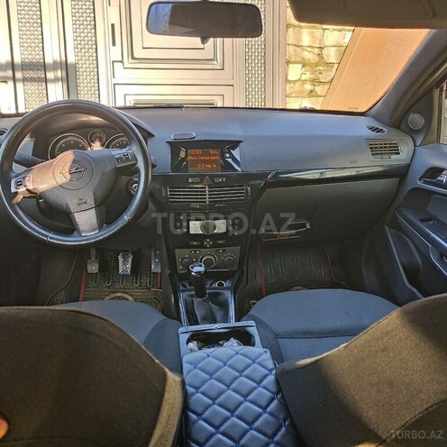 Opel Astra 2006, 311,000 km - 1.9 l - Bakı