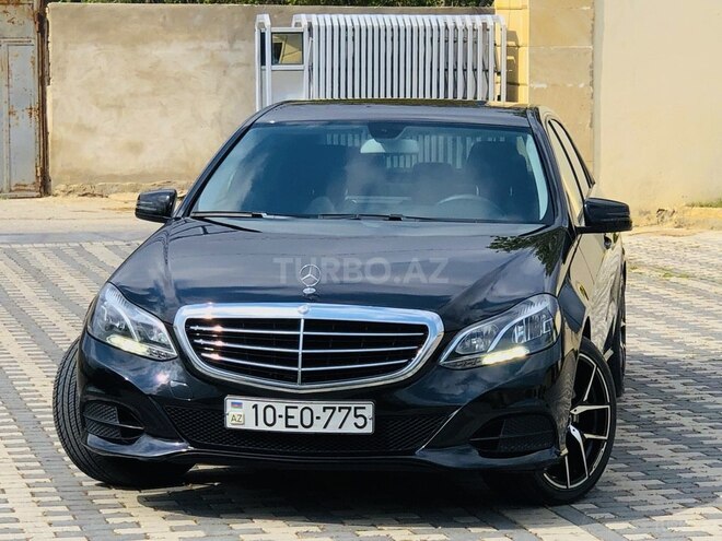 Mercedes E 220 2014, 220,000 km - 2.2 л - Bakı