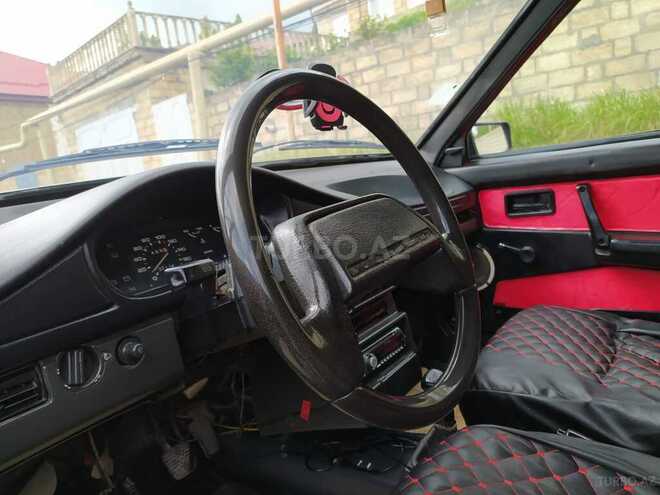 LADA (VAZ) 21099 1994, 300,000 km - 1.5 l - Qusar