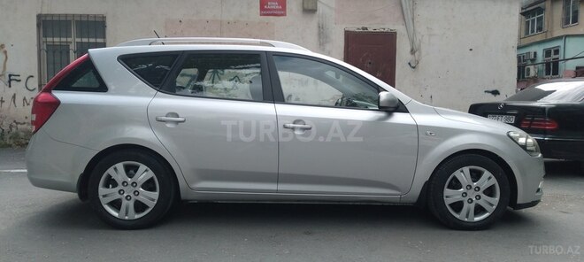 Kia Ceed 2011, 223,633 km - 1.6 l - Bakı