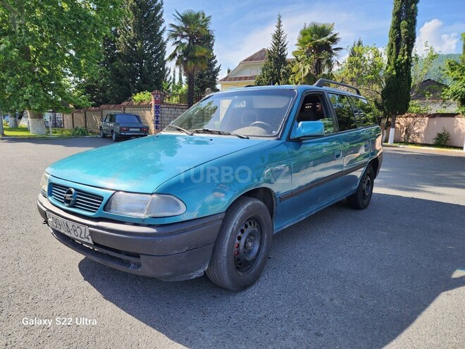 Opel Astra 1995, 569,623 km - 1.6 l - Zaqatala