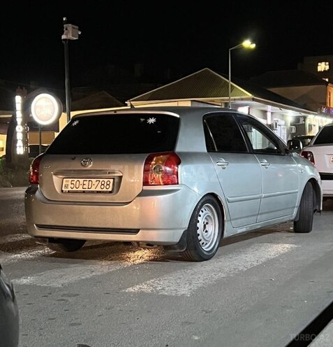 Toyota Corolla 2005, 150,000 km - 1.4 l - Bakı
