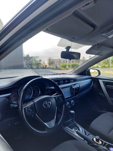 Toyota Corolla 2015, 121,000 km - 1.6 l - Bakı