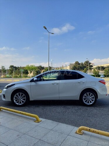 Toyota Corolla 2015, 121,000 km - 1.6 l - Bakı
