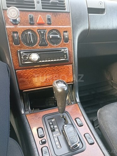 Mercedes E 230 1996, 396,000 km - 2.3 l - Sumqayıt