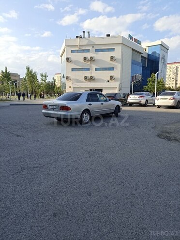 Mercedes E 230 1996, 396,000 km - 2.3 l - Sumqayıt