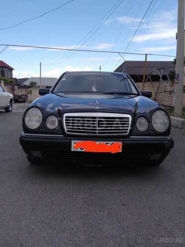 Mercedes E 320 1998, 300,000 km - 3.2 l - Şəmkir