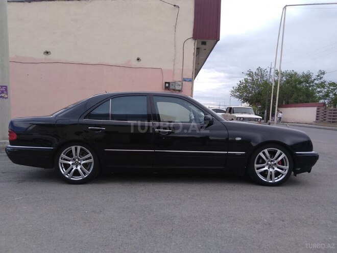 Mercedes E 320 1998, 300,000 km - 3.2 l - Şəmkir