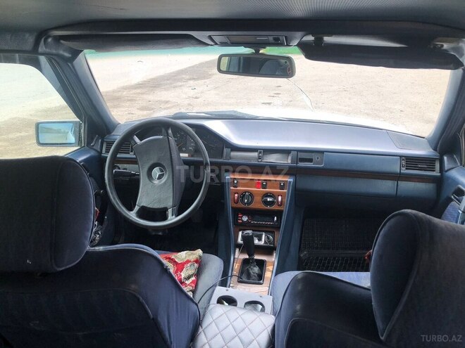 Mercedes E 200 1990, 370,000 km - 2.0 l - Bakı