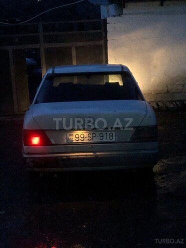 Mercedes E 200 1990, 370,000 km - 2.0 l - Bakı