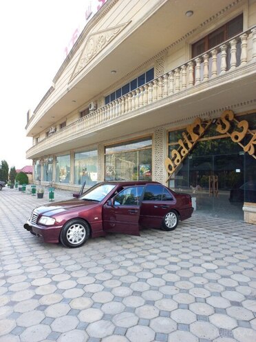 Mercedes C 180 1998, 296,826 km - 1.8 l - Şəki