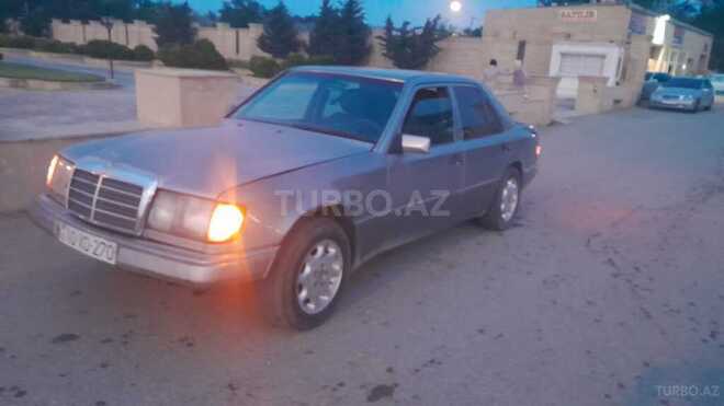 Mercedes E 300 1991, 523,523 km - 3.0 л - Bakı